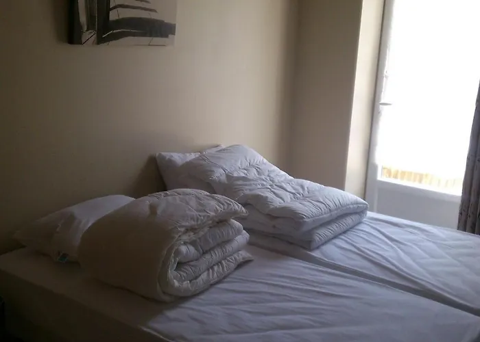 Confort Pres Du Circuit Des 24 Heures, Cadre Verdoyant, Etang Clos, 6 Pers., Lits Faits - Fr-1-410-207 * Moncé-en-Belin